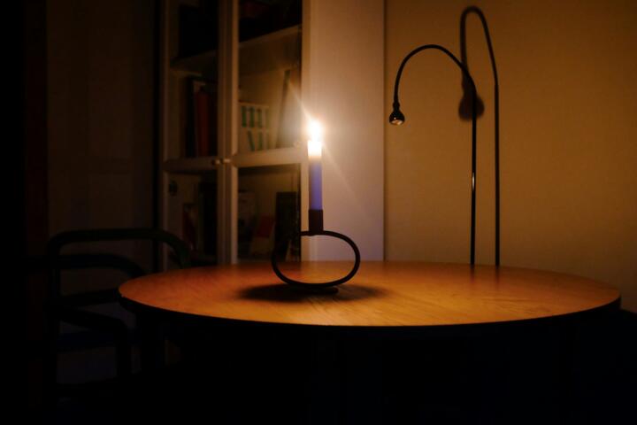 Handling Power Outages: Turning a Crisis into a Family Adventure