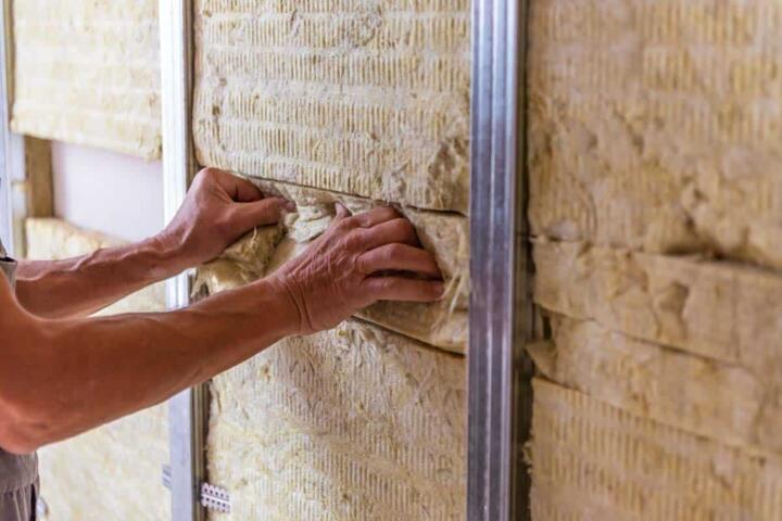 Double-Stud Wall Construction: Achieving Maximum Thermal Resistance
