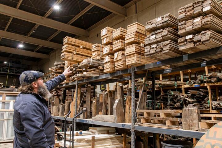 Using Reclaimed Materials in Modern Construction: Style and Ethics