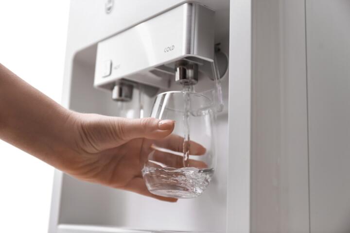 The Tech Behind Atmospheric Water Generators: Making Water from Air